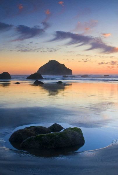 Oregon, Bandon Beach Face Rock and sea stacks